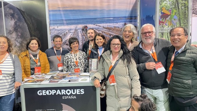 El programa educativo Volcano del Geoparque Volcanes de Calatrava deslumbra en la Conferencia Mundial de Geoparques UNESCO de Chile
