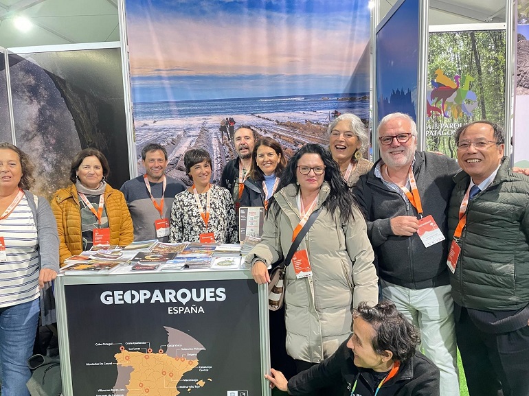 El programa educativo Volcano del Geoparque Volcanes de Calatrava deslumbra en la Conferencia Mundial de Geoparques UNESCO de Chile