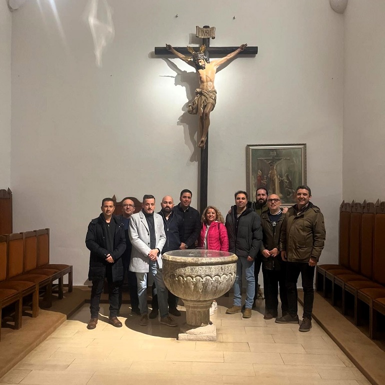 La Hermandad del Santísimo Cristo de la Caridad de Ciudad Real confía su imagen de Semana Santa 2026 al pintor almagreño Álvaro Ramos
