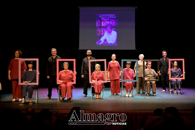 Lleno absoluto en Almagro para el reestreno de Tiempo de Amapolas, el homenaje teatral al legado de Manolita Espinosa