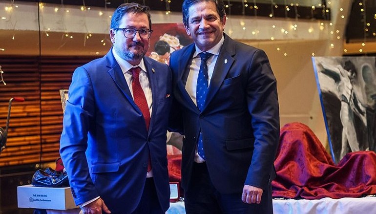 Valverde, Medalla de Oro por su defensa firme de la tauromaquia