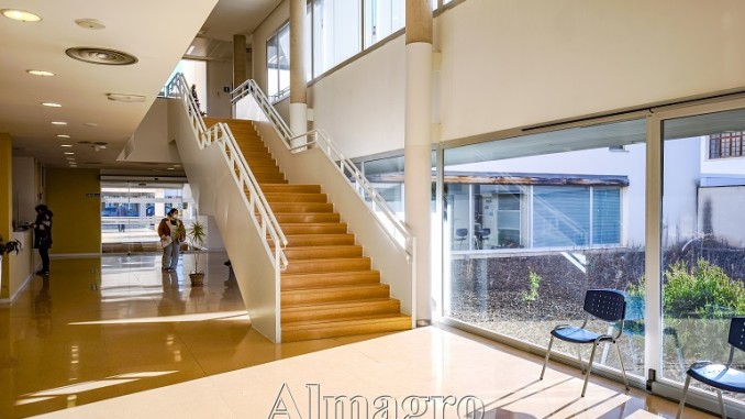 Almagro Un cortocircuito en el sistema de climatización, principal hipótesis del humo detectado en la planta superior del Centro de Salud