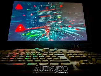 Ciberfraudes en Navidad la Guardia Civil pide máxima precaución