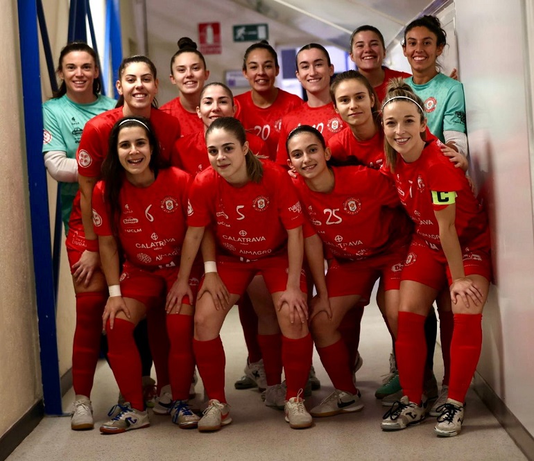 El Almagro firma un 0-4 con autoridad y mete presión antes del derby ante el Salesianos