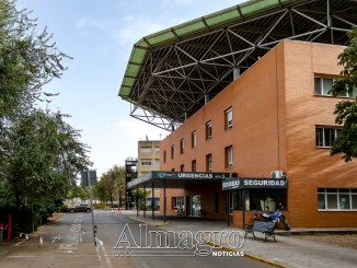 El Colegio de Médicos exige medidas urgentes tras la brutal agresión a una doctora de Urgencias en Puertollano