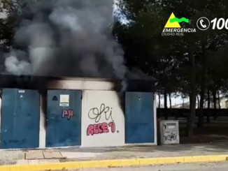 Los bomberos de Valdepeñas frenan un incendio y una fuga de gas