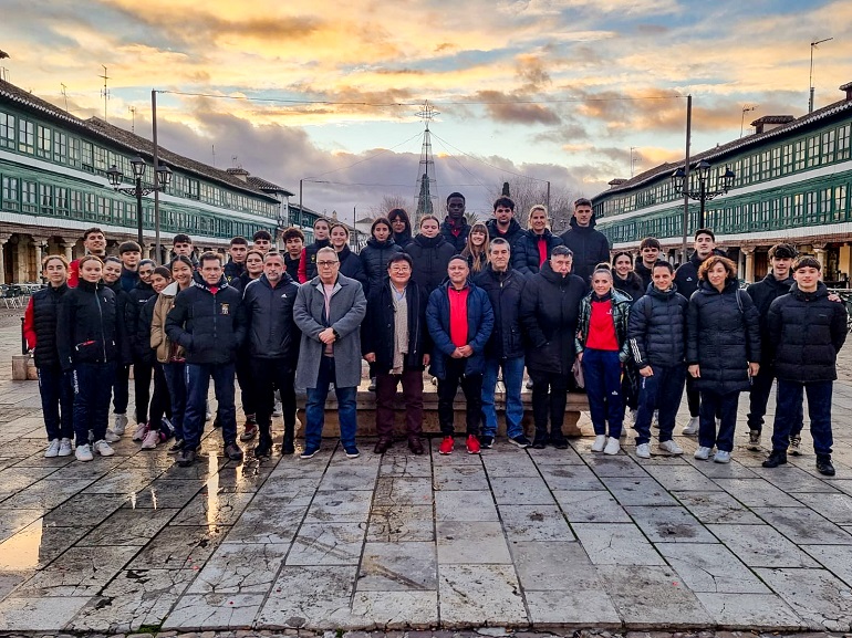 Más de 550 jóvenes deportistas convierten Almagro en el epicentro del taekwondo base y de élite