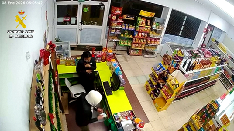 Detenido por la Guardia Civil el autor del robo violento que amenazó a una empleada con un cuchillo de grandes dimensiones en Tomelloso