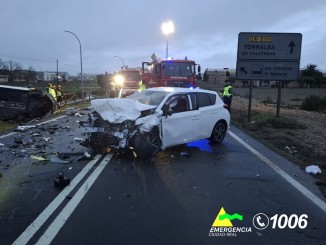 Grave colisión frontal entre Bolaños y Torralba obliga a excarcelar a dos conductores atrapados en sus vehículos