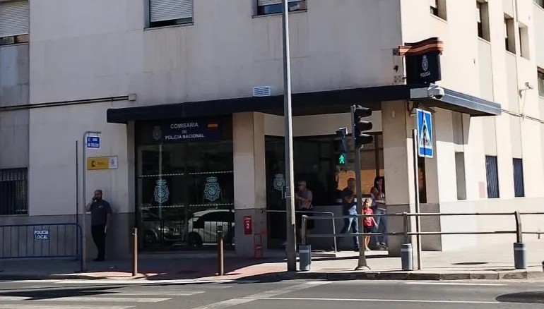 La-Policia-Nacional-detiene-a-una-delincuente-tras-un-violento-tiron-de-bolso-en-pleno-centro-de-Ciudad-Real