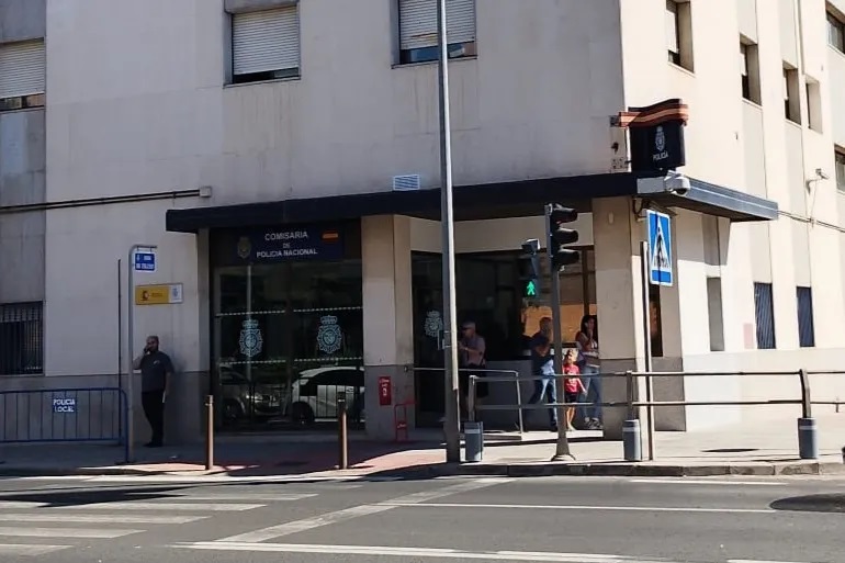 La-Policia-Nacional-detiene-a-una-delincuente-tras-un-violento-tiron-de-bolso-en-pleno-centro-de-Ciudad-Real