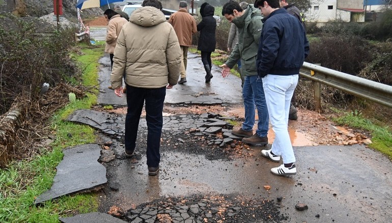 La alcaldesa de Puebla de Don Rodrigo pide auxilio a todas las administraciones ante los graves daños causados por las crecidas del Guadiana