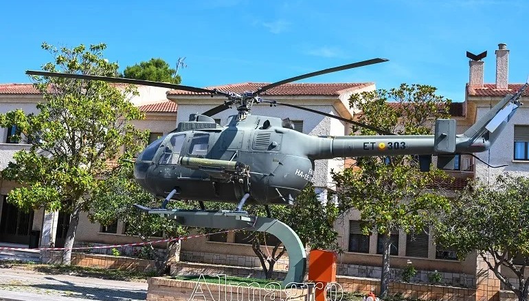 Más de 100 días a oscuras en la Base de Helicópteros de Almagro Silencio oficial ante tres meses sin suministro eléctrico