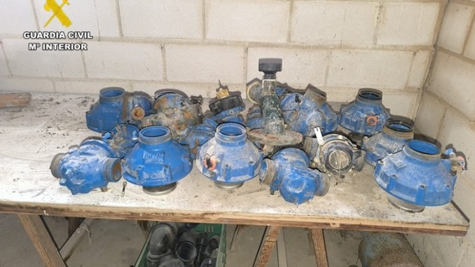 Así operaba el empleado que hurtó 44 caudalímetros y 16 rodetes en explotaciones agrícolas