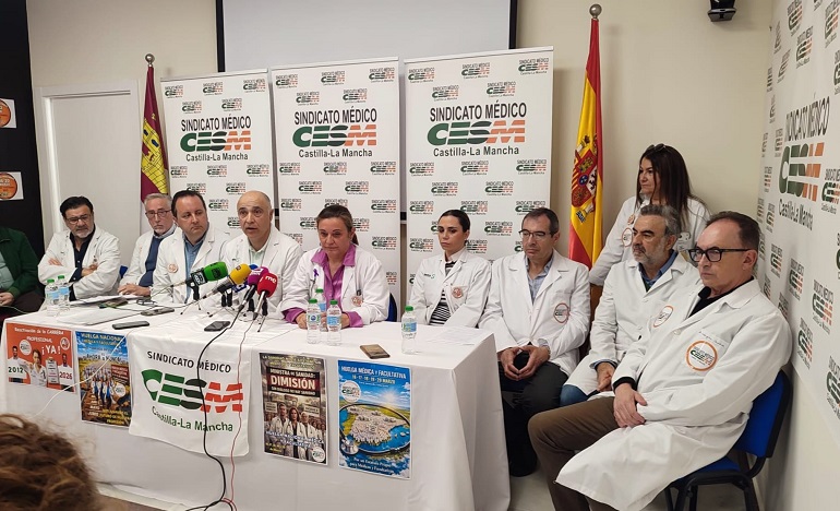 La atención primaria en la UCI la huelga de facultativos expone la herida abierta del sistema sanitario español