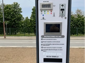 Alcoholímetros automáticos para la feria de Puertollano “¿Un euro o una multa”