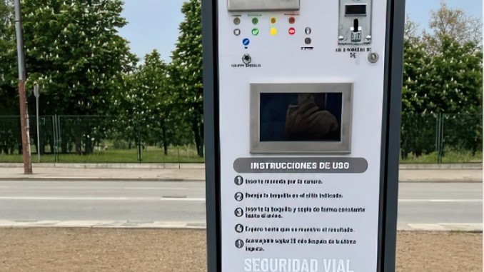 Alcoholímetros automáticos para la feria de Puertollano “¿Un euro o una multa”