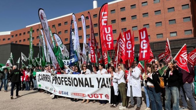 Miles de sanitarios colapsan Ciudad Real y exigen a Page que reactive ya la carrera profesional