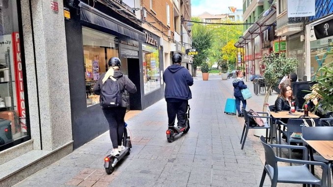 Puertollano endurece el control de patinetes casco, seguro y registro ya son obligatorios