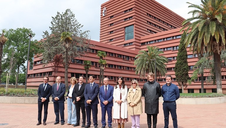 Ventanilla única y 40 millones después Ciudad Real estrena el mayor centro público de servicios de la provincia con la Ciudad Administrativa