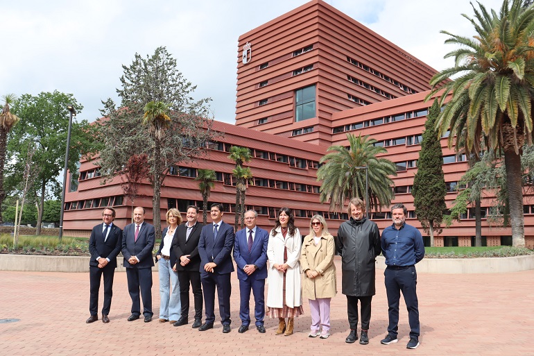 Ventanilla única y 40 millones después Ciudad Real estrena el mayor centro público de servicios de la provincia con la Ciudad Administrativa