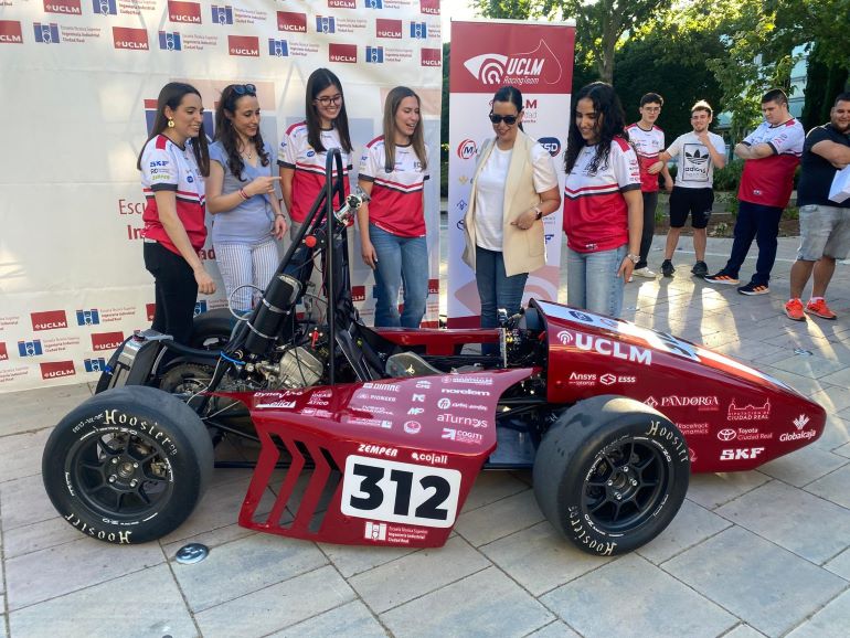 El nuevo monoplaza URT26 de la UCLM ya está aquí y promete dejar huella en Formula Student 770