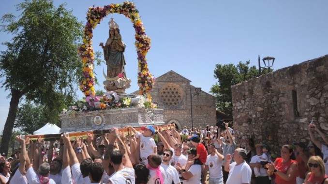 Miles de romeros abarrotan Ciudad Real en la multitudinaria subida de la Virgen de Alarcos 770