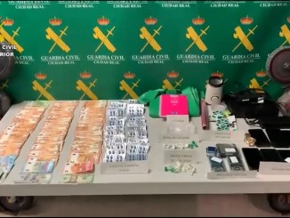 Tres detenidos y más de 11.000 euros incautados en la Operación Carbano II