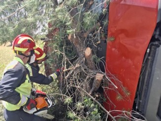 Un camionero herido tras una violenta salida de vía en la carretera más peligrosa de Ciudad Real 770