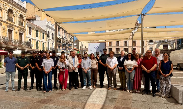 Ciudad Real se vuelca con las víctimas del devastador incendio de Los Gallardos 770