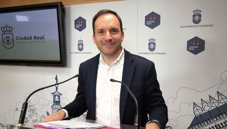La ronda de la Mata cambia por completo Ciudad Real instalará un nuevo paso de peatones, un semáforo y reorganizará todo el tráfico 770