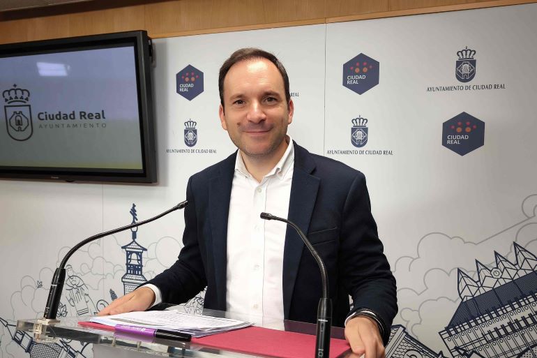 La ronda de la Mata cambia por completo Ciudad Real instalará un nuevo paso de peatones, un semáforo y reorganizará todo el tráfico 770