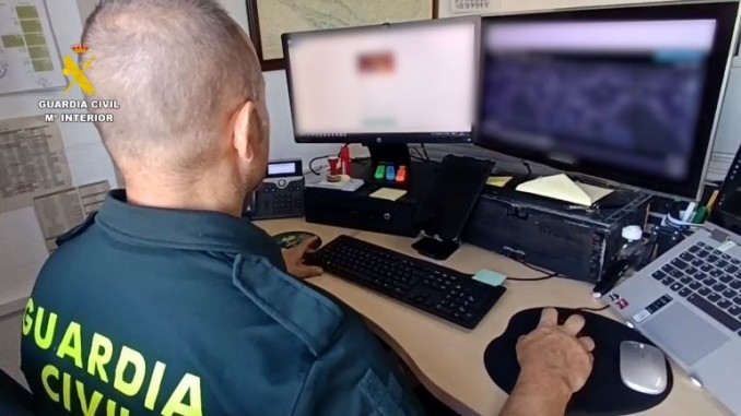 La Guardia Civil destapa una red criminal que vendía entradas falsas de conciertos 85 estafas y tres investigados 770