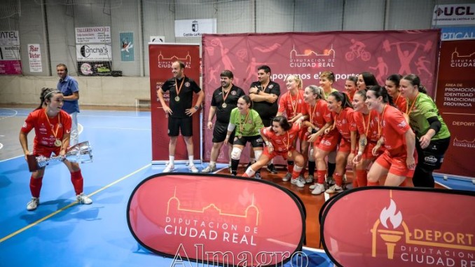 Del 0-1 al título el Almagro firma una remontada de campeonas ante el Salesianos de Puertollano 770