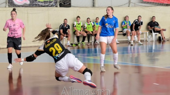 El Almagro FSF golea al Melilla (4-1) y se lanza a por el derbi provincial 770