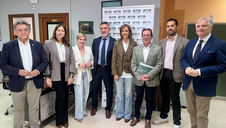 El PP mueve sus fichas en Ciudad Real Miguel Ángel Ruiz da el salto al Congreso y Rosa Romero pierde el primer puesto al Senado 770