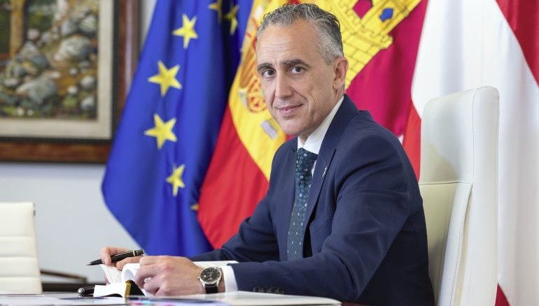 El alcalde de Puertollano rechaza ir al Congreso y el PSOE acusa al PP de apartarlo por su causa judicial 770
